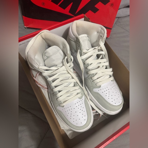 Nike Jordan 1 - Picture 11 of 14